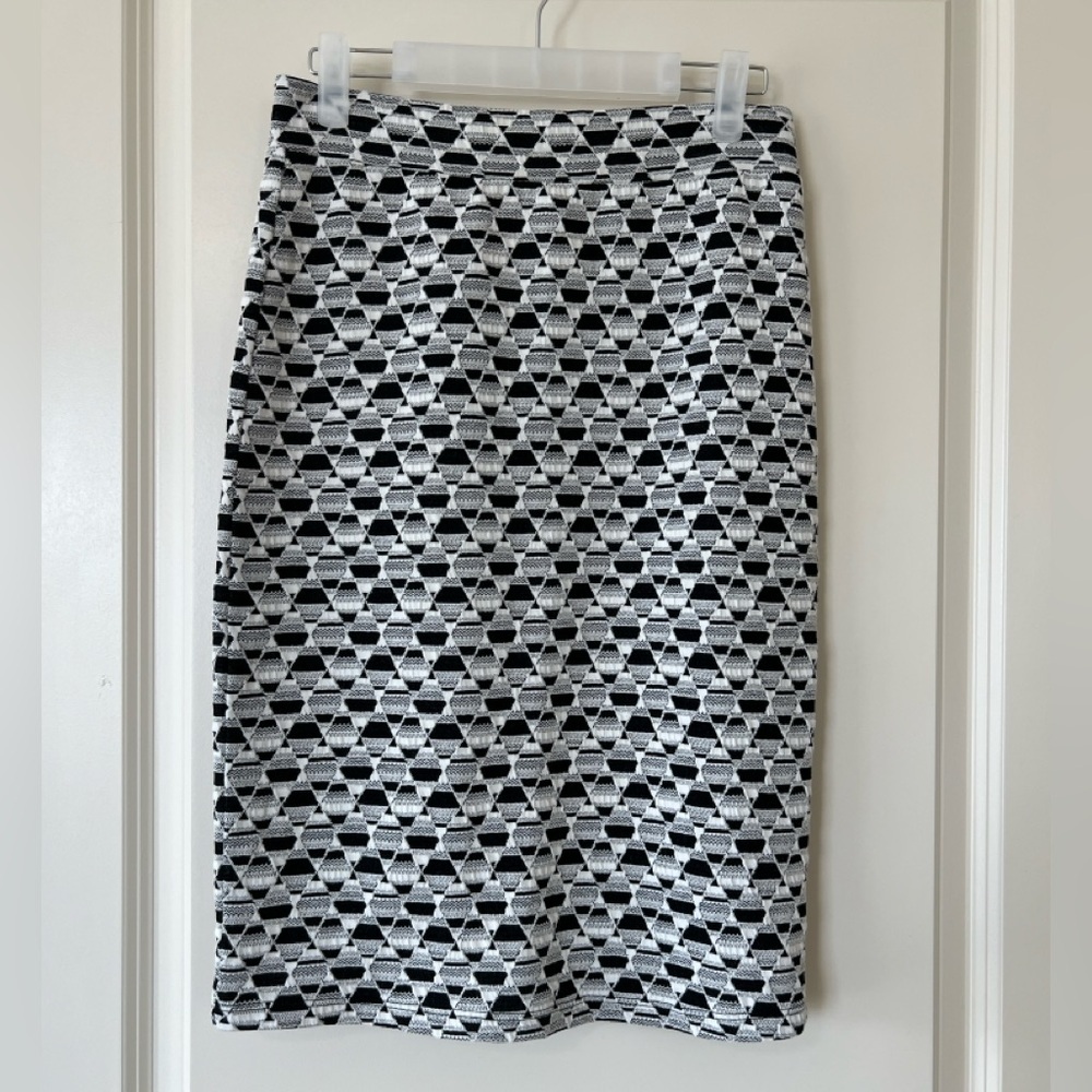 Gilli Black and White Pencil Skirt Knee-Length Work